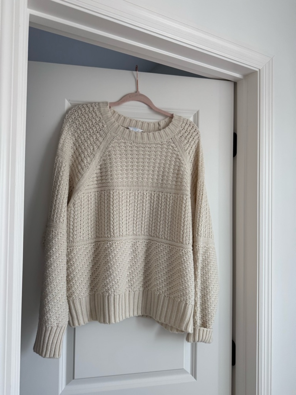 Time and Tru Ivory Textured Cable Crewneck Sweater